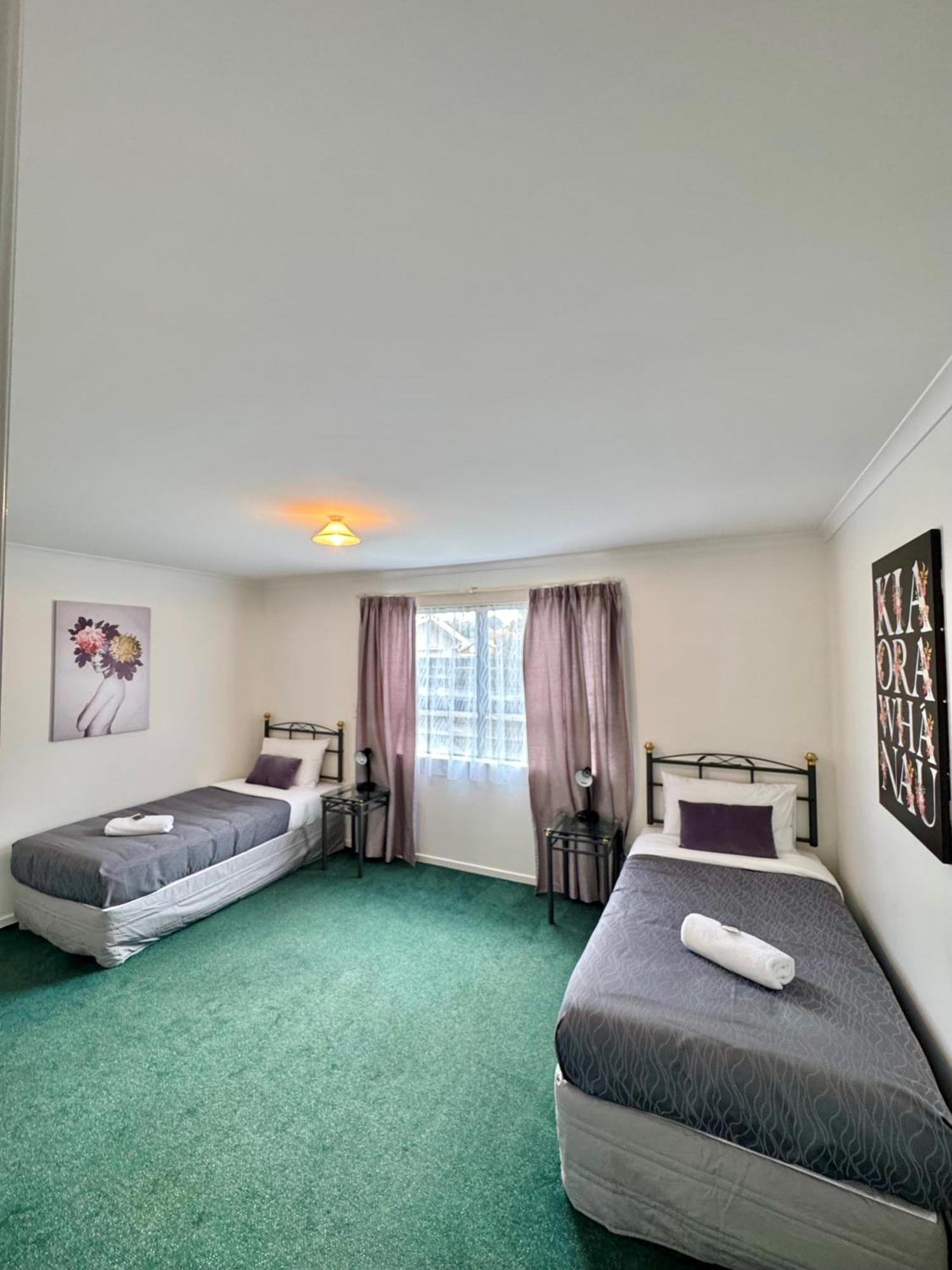 מטאמאטה O'Reillys Motel מראה חיצוני תמונה